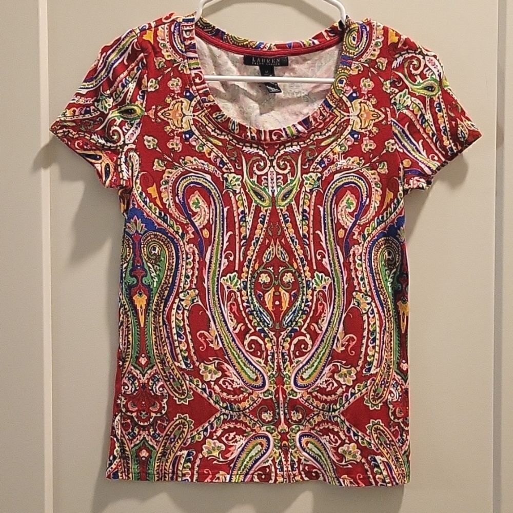 Lauren Ralph Lauren Colorful Tee shirt Medium fits like Small or XS